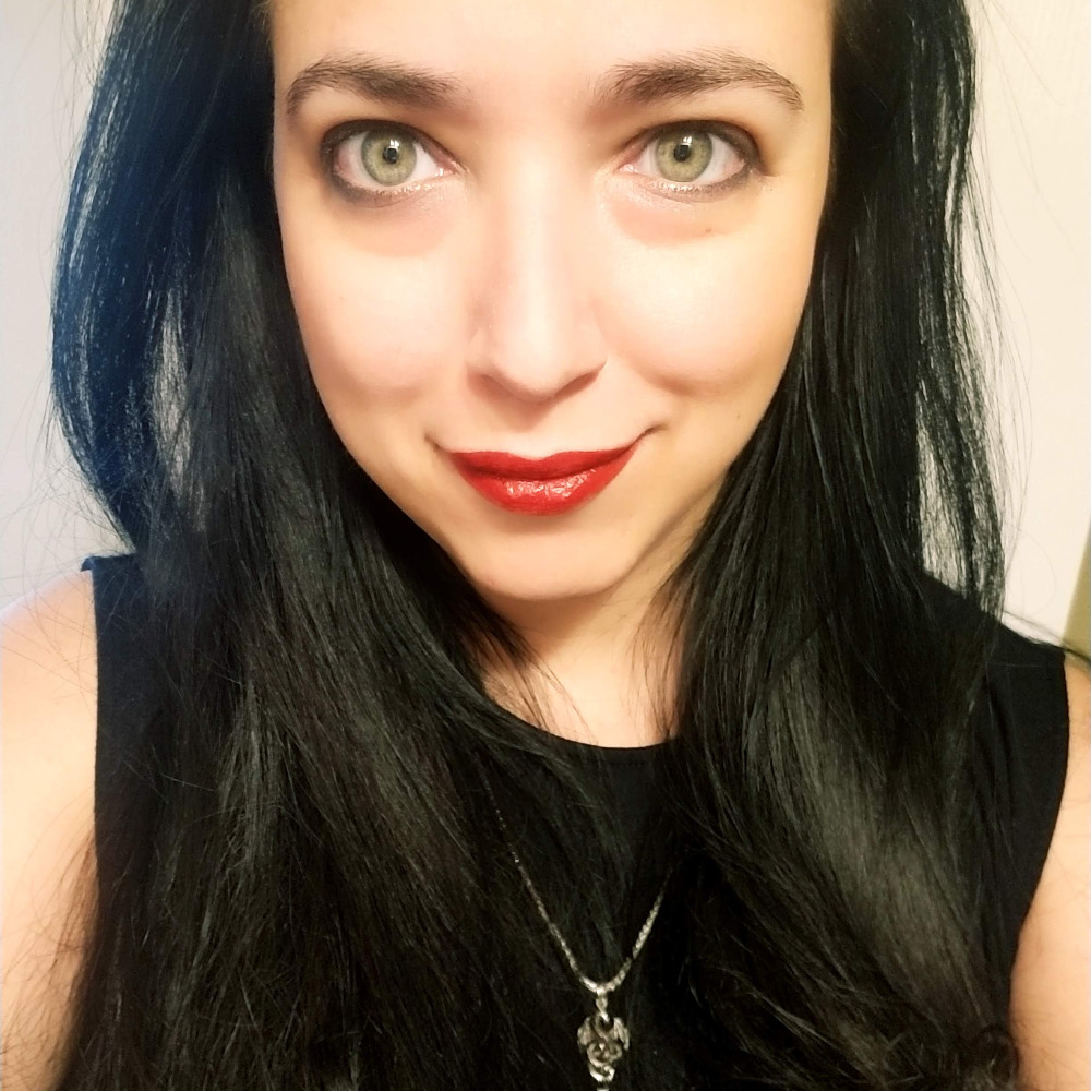Meet your Posher, Janelle